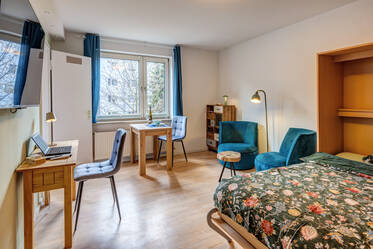 Munich-Schwabing - 5 minutes from Scheidplatz (U2,U3,U8): Nicely furnished 1-room apartment 