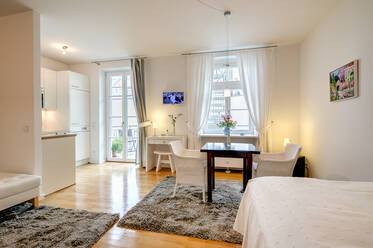 Lovingly furnished apartment in the center of Munich