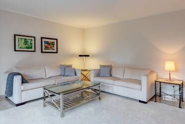 Luxuriously furnished apartment with garden 	 in Harlaching
