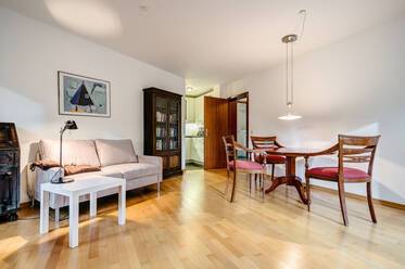 Ground floor apartment with garden, very quiet