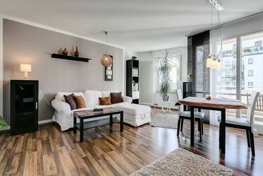 Modern apartment with south-west facing loggia