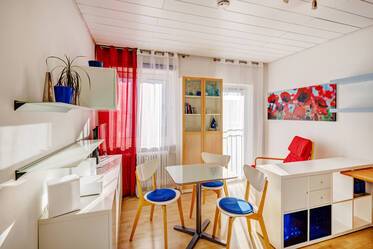 Au-Haidhausen: Bright apartment close to the Rosenheimer Platz