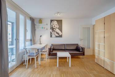 Apartment with like new furniture