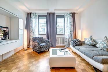 Stiglmaierplatz: beautiful 2.5-room apartment