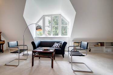 Sunny and quiet attic apartment for rent