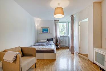 Charming  furnished 1-room apartment in mint condition