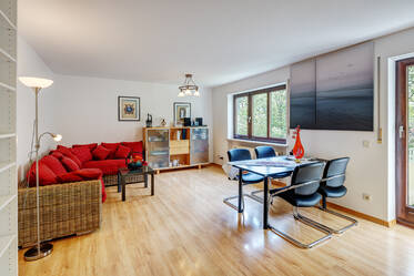 Quiet 3-room apartment near Siemens 