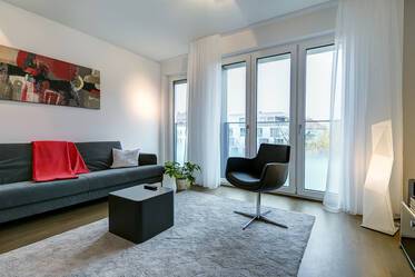 Munich-Neuhausen: high-quality apartment with balcony