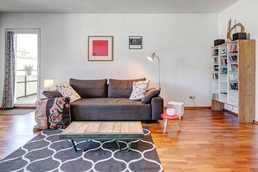 Nicely furnished apartment with balcony near Rosenheimer Platz