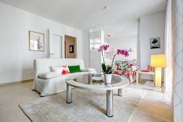 Bright apartment in new building from 2014