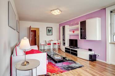 Exclusively furnished studio apartment with internet