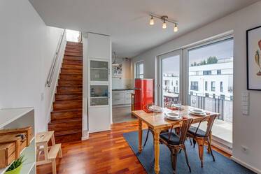 Bright and modern maisonette apartment for rent