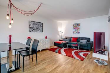Beautifully furnished apartment in Schwabing