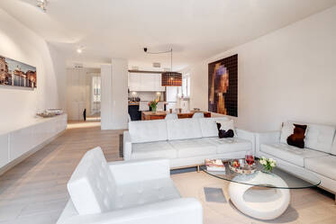 Luxury apartment with shared pool and sauna