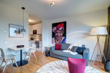 Charming, exclusive 2-room apartment near the river Isar