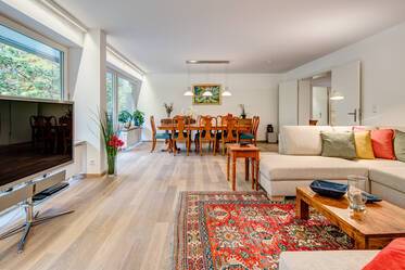 High-quality furnished 5-room apartment in Herzogpark