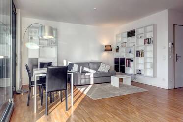 Luxuriously furnished apartment in Nymphenburg-Gern