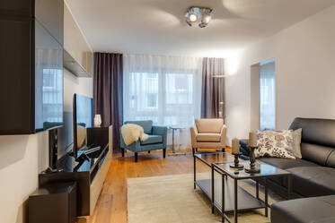 Elegantly furnished apartment with WiFi and washing machine