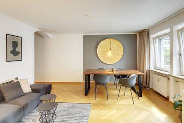 High-quality furnished 4-room apartment
