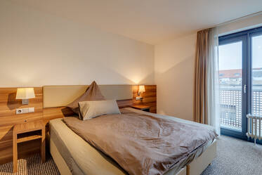 Central location near main station: Apartment within hotel