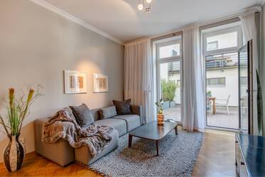 For rent: sophisticated premium apartment near Gärtnerplatz