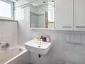 apartment München Neuhausen 02 bathroom 10004