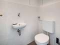 apartment München Neuhausen 01 guest toilet 10004