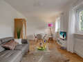 apartment München Au-Haidhausen 04 living room 10029