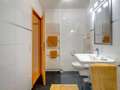 apartment München Neuhausen 03 bathroom 10045