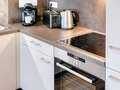 apartment München Am Hart 03 kitchen 10454