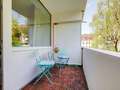 studio München Neuhausen 01 balcony 10591
