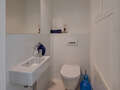 apartment München Nymphenburg 01 separate toilet 10602