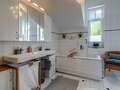 maisonette-gallery apartment Tutzing 02 bathroom 10604