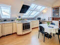 attic apartment Gräfelfing 02 kitchen 10636