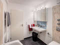 attic apartment Gräfelfing 03 1. bathroom 10636