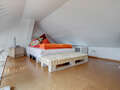 apartment München Nymphenburg 02 sleeping area 10722