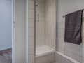 studio München Schwabing-Nord (zw. Leopoldstraße & Englischen Garten) 01 bathroom 10753