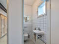 house Grünwald 01 guest toilet 10891
