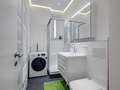 apartment München Glockenbachviertel 01 bathroom 10946