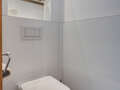 apartment München Haidhausen 01 separate toilet 10977