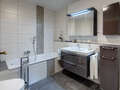 apartment München Schwabing-West 01 bathroom 11193