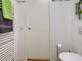 apartment München Glockenbachviertel 03 bathroom 11255