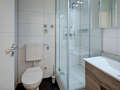 apartment München Milbertshofen 01 bathroom 11407