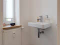 apartment München Westend 01 separate toilet 11413
