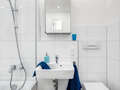 apartment München Arabellapark 01 bathroom 11422