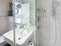 apartment München Altbogenhausen 01 bathroom 11531