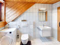 apartment München Am Hart 02 bathroom 11561