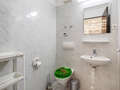 apartment München Oberföhring 01 guest toilet 11585