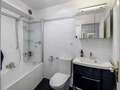apartment München Gärtnerplatzviertel 01 bathroom 11662