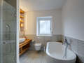 semi-detached house München Harlaching 01 1. bathroom 11748
